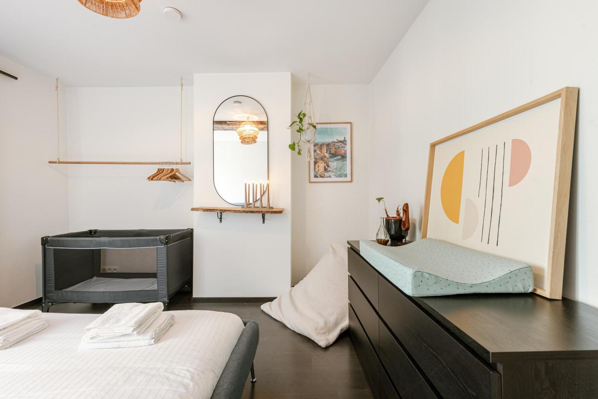 Right In The City Center Your Ghent Getaway Екстериор снимка