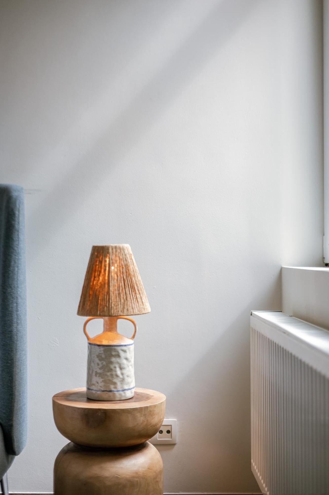 Right In The City Center Your Ghent Getaway Екстериор снимка